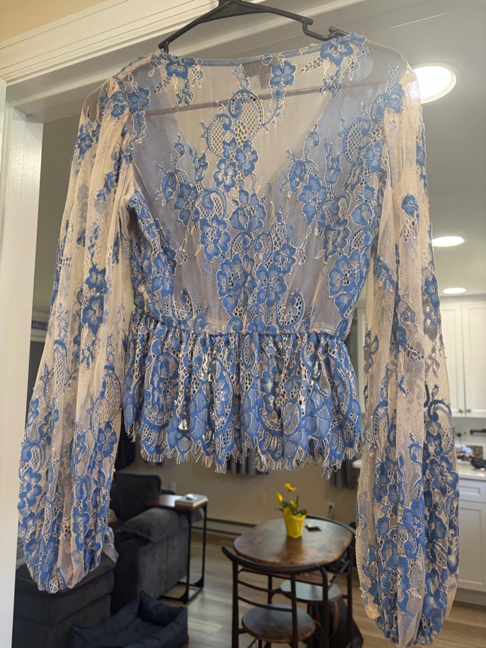 Topshop Blue Lace V-Neck Sheer Balloon Sleeve Blouse - Picture 5 of 7